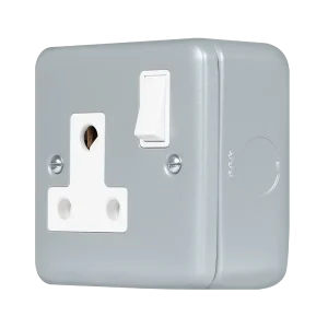 Click MCP034 Metal Clad Pro 15A Round Pin Socket Outlet